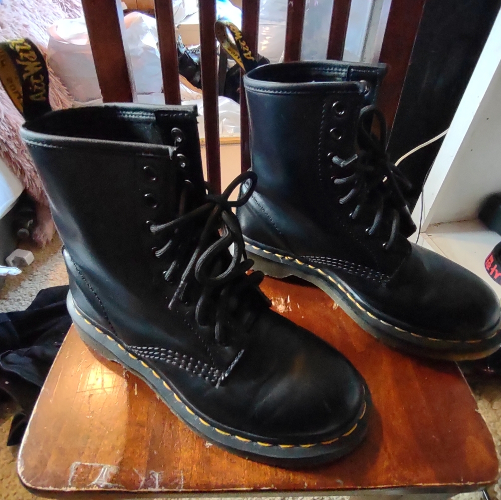 Dr.Martens women's size 5 boots